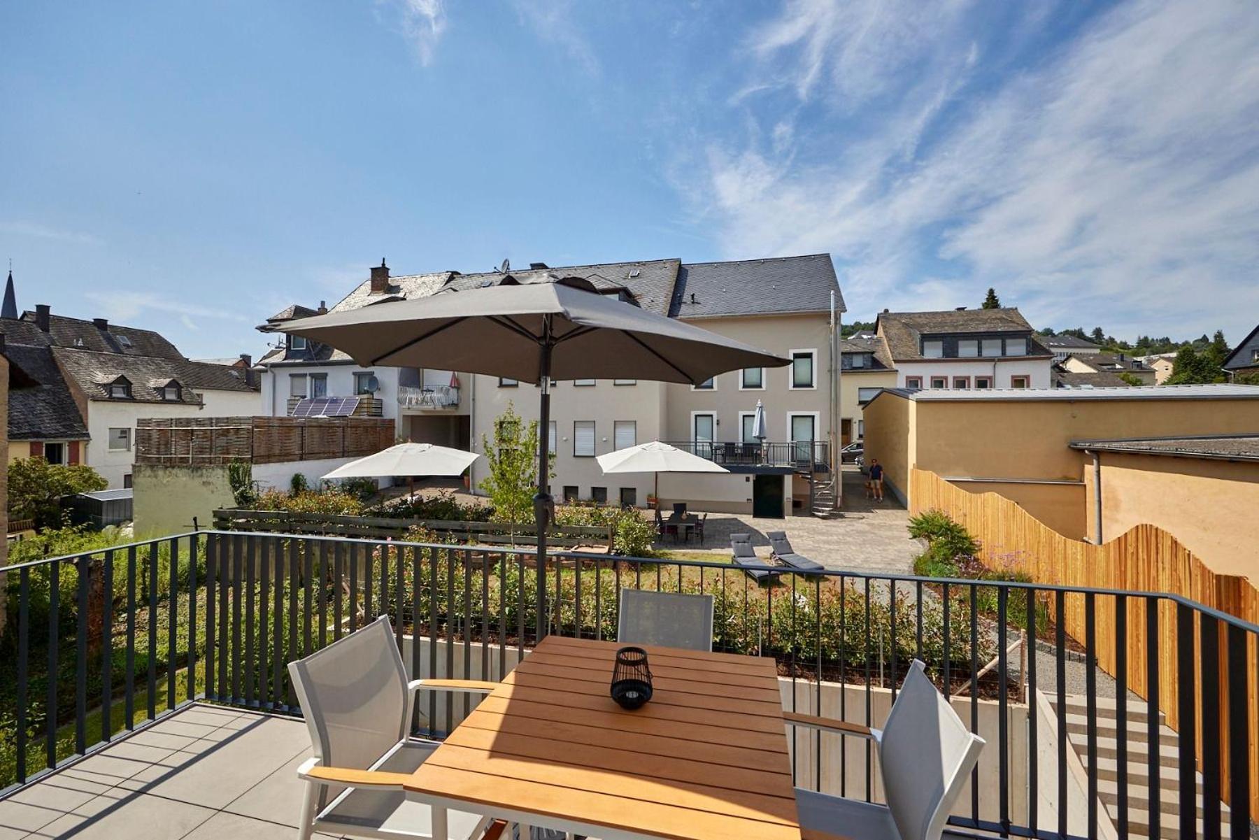 Neu!!! Moselbleibe Weingartenhaus برنكاستيل كويس المظهر الخارجي الصورة